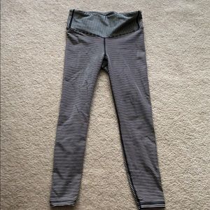 Gap active striped leggings